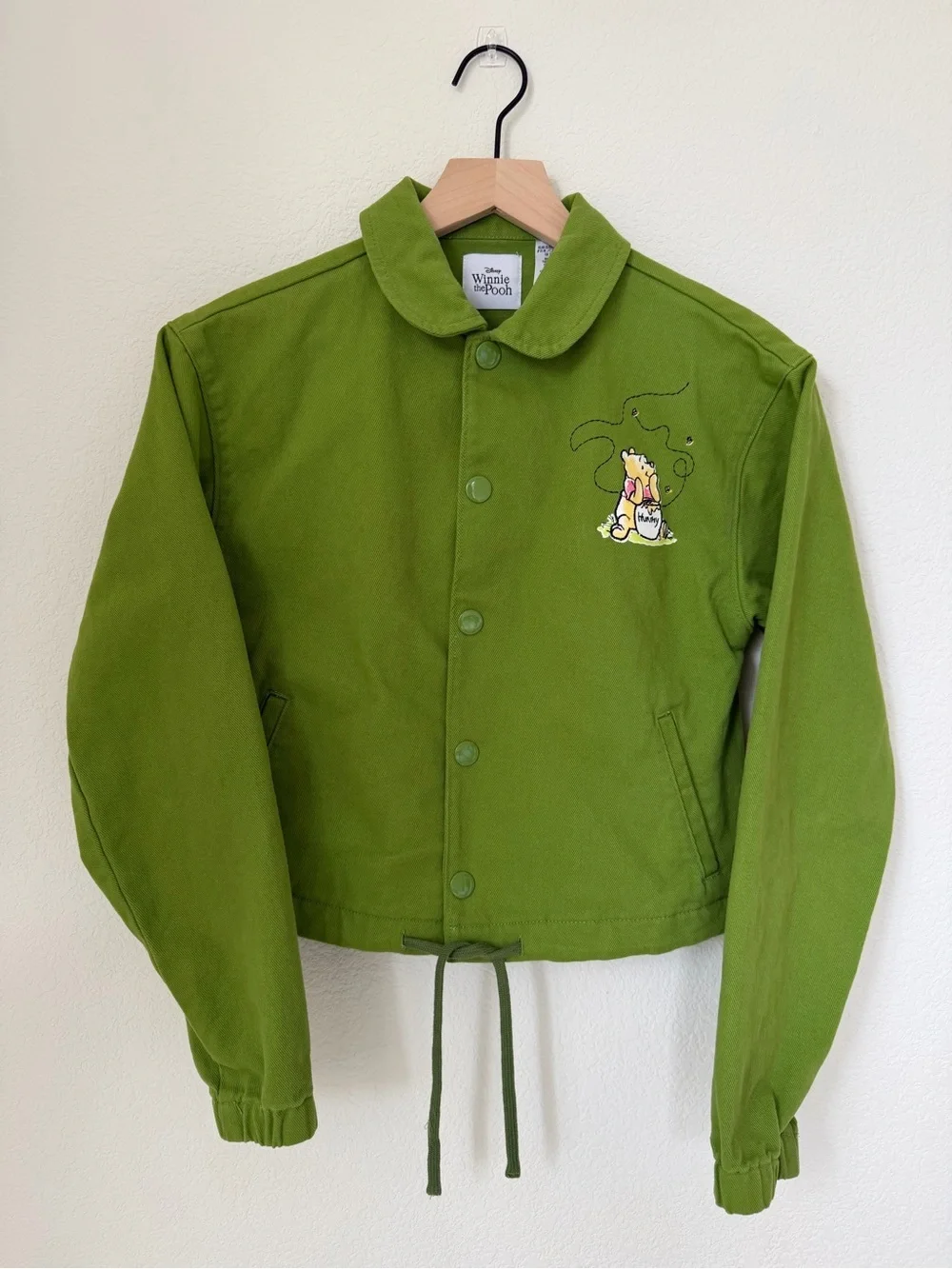 Disney Winnie The Pooh Cropped Denim Jacket Embroidered Hunny Bear Size XS Rare - Picture 1 of 10